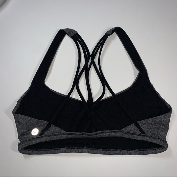 Size 4 Lululemon grey strappy back sports bra - Picture 5 of 14